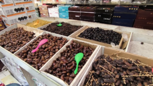 Jelang Ramadan, Kurma Makin Laris Manis di Pasar Tanjung Jember