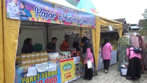 WARGA SUMBERJERUK KALISAT SERBU PASAR MURAH RAMADAN