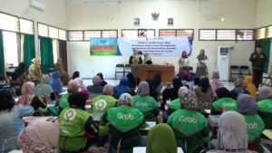 Ojol Perempuan Jember Dilatih Bikin Sushi dan Tepace, Buka Peluang Cuan Baru