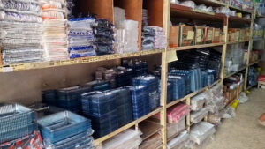 Harga Plastik Naik 40 Persen, Pedagang dan UMKM di Jember Resah